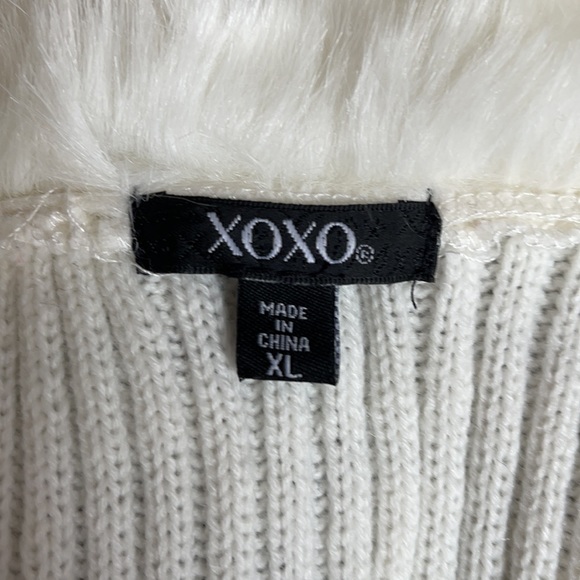 XOXO Fur detailed sweater vest - Picture 4 of 5